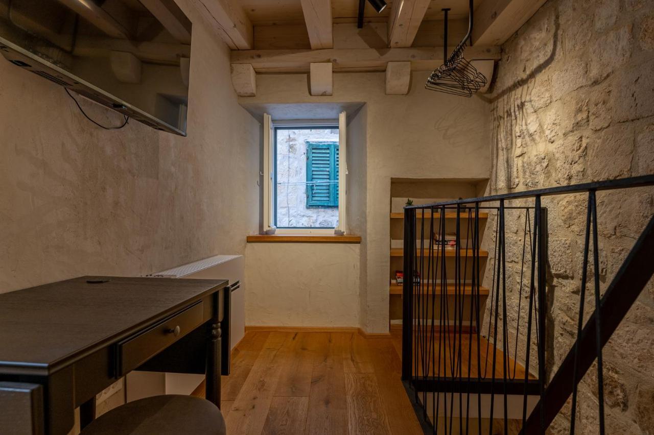 Superior 1 Bedroom Apartment Gabriela Next To Buza Beach Dubrovnik Dış mekan fotoğraf